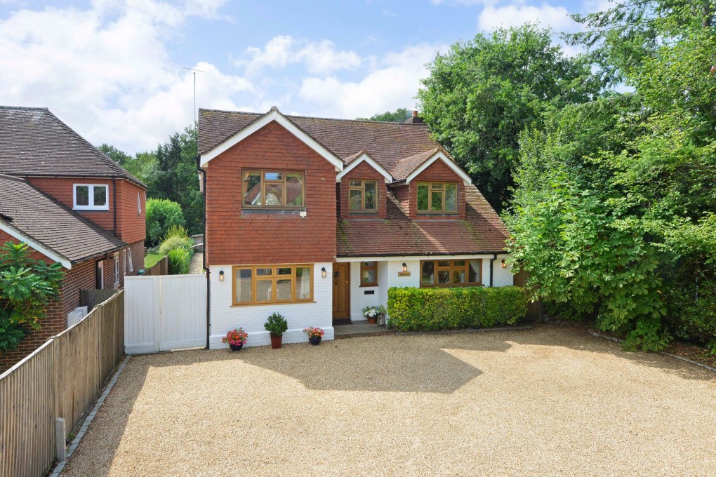 Avenue Road, Cranleigh, GU6, Avenue Road, Cranleigh, GU6