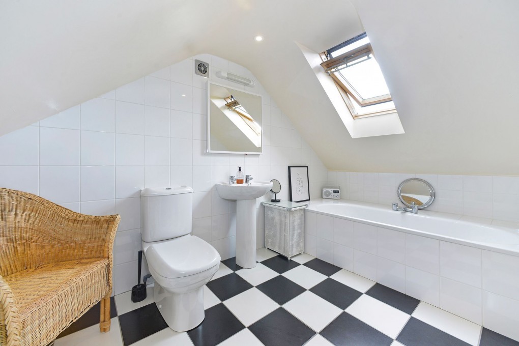 Avenue Road, Cranleigh, GU6 - Photo 15