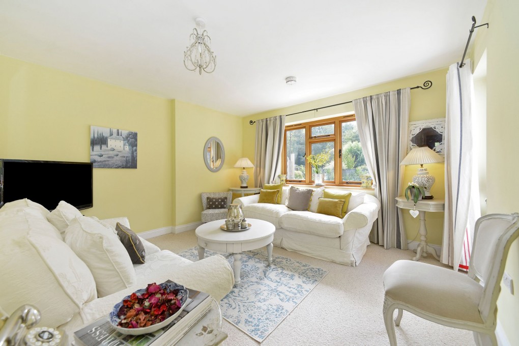 Avenue Road, Cranleigh, GU6 - Photo 5