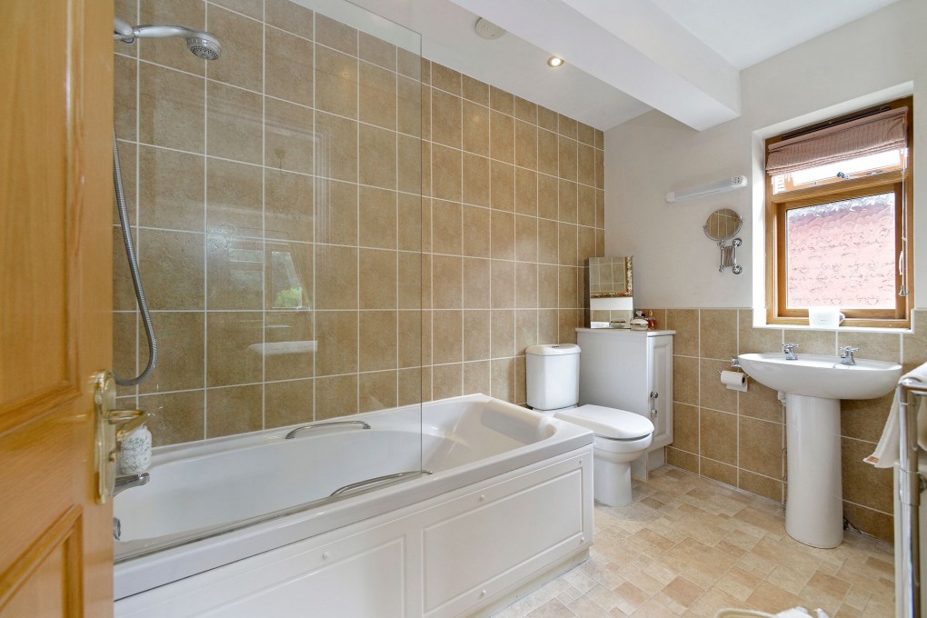 Avenue Road, Cranleigh, GU6 - Photo 10