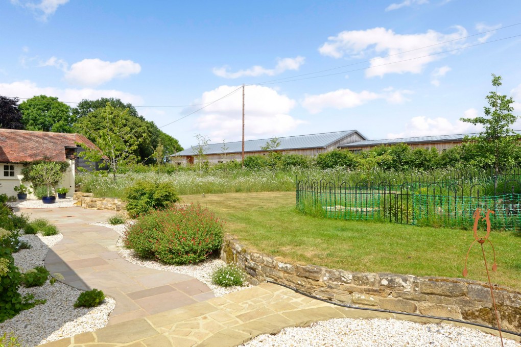 Knowle Lane, Snoxhall Knowle Lane, GU6 - Photo 23