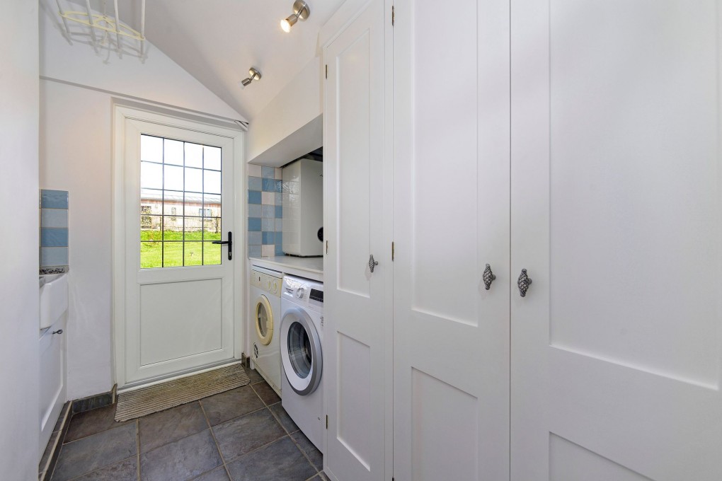 Knowle Lane, Snoxhall Knowle Lane, GU6 - Photo 28