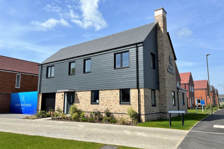 Amber Waterside by Nicholas King Homes, Cranleigh, Surrey, GU6 8NQ